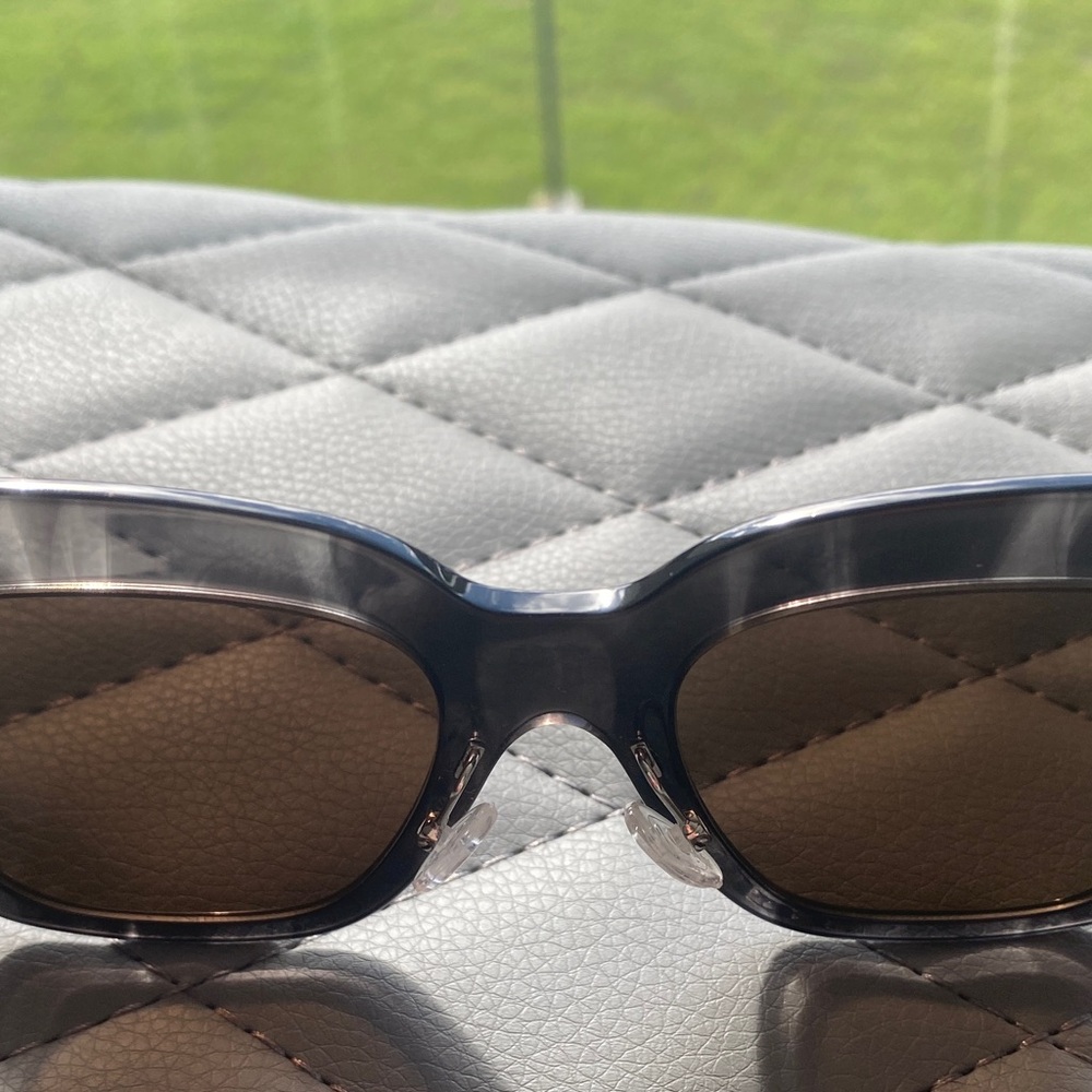 Celine Glossy Black Sunglasses with Gold Details - Picture 5 of 10